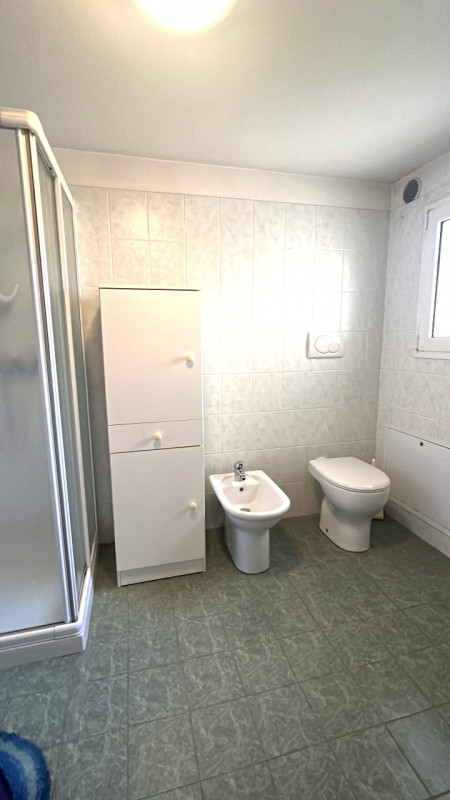 In zona verde e riservata a Marsango, proponiamo in esclusiva questa spaziosa casa singola svilup...