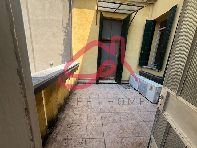 Padova (Centro Storico): a due passi dalla zona pedonale del centro storico, appartamento al prim...
