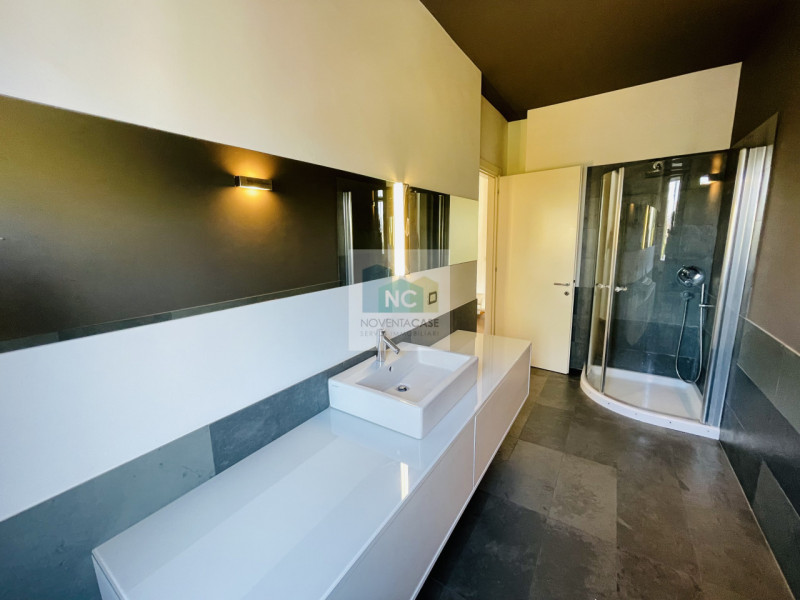 In una delle zone più ricercate di Padova, tra Santa Rita e Sant'Osvaldo, proponiamo un appartame...