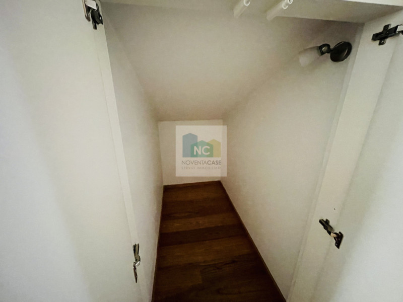 In una delle zone più ricercate di Padova, tra Santa Rita e Sant'Osvaldo, proponiamo un appartame...