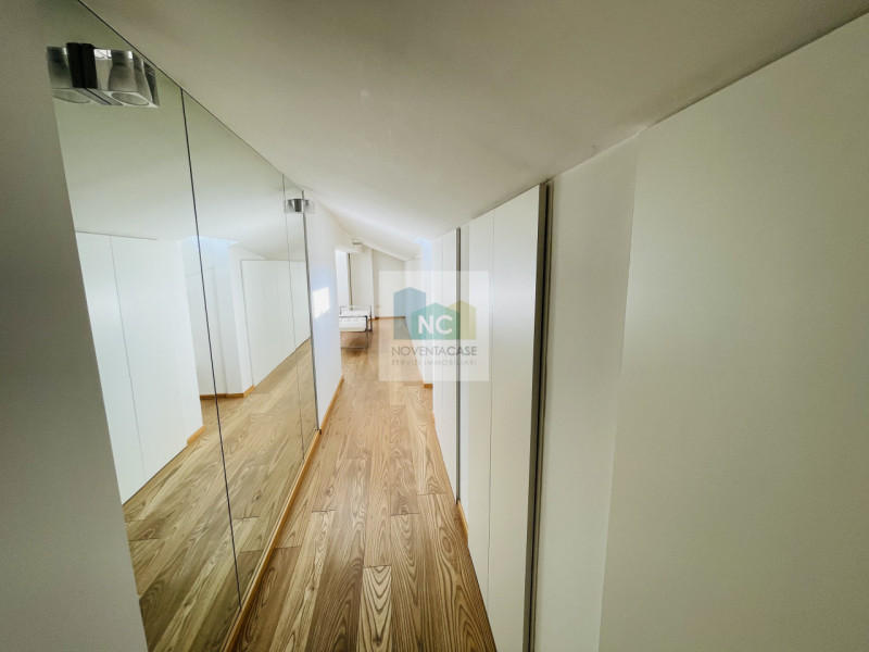 In una delle zone più ricercate di Padova, tra Santa Rita e Sant'Osvaldo, proponiamo un appartame...