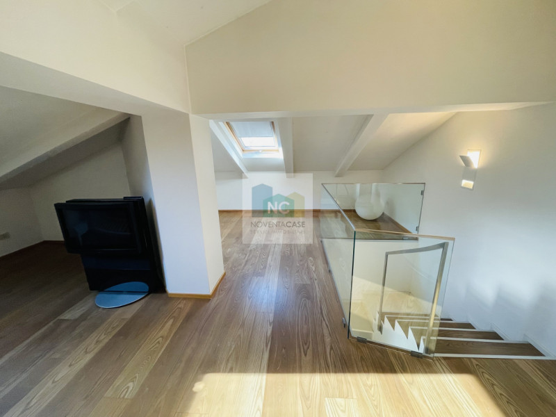 In una delle zone più ricercate di Padova, tra Santa Rita e Sant'Osvaldo, proponiamo un appartame...