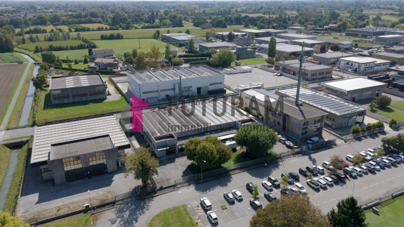 RIF:  072NM -  VIGONOVO (VE)  -  PER INFO 0444/310220

ESCLUSIVA FUTURAM
Propongo in vendita un c...