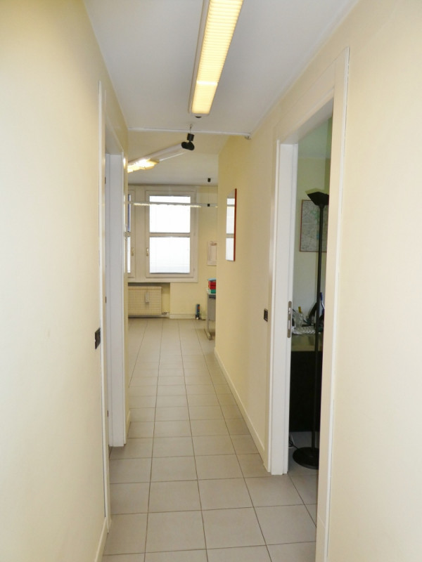 AMPIO E LUMINOSO UFFICIO IN VENDITA A VICENZA OVEST, QUARTIERE SANTA BERTILLA - Rif. 8299
230 MQ ...