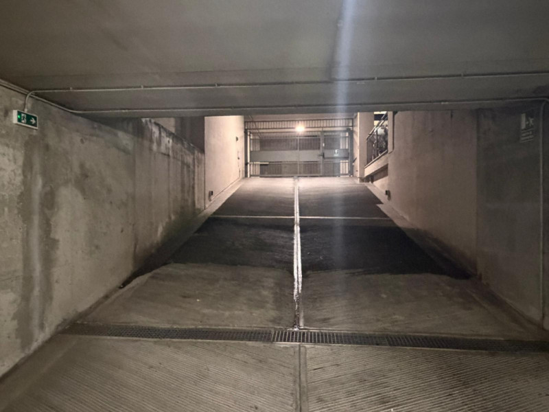 garage-Box-posto auto in Vendita a Torino