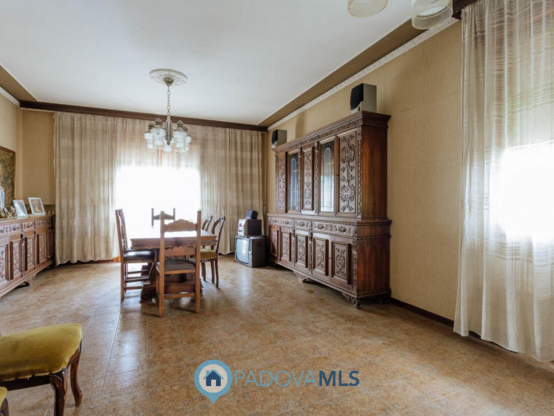 Immobile in esclusiva al Gruppo Padova MLS
Immagina una casa dove ogni famiglia può avere il prop...