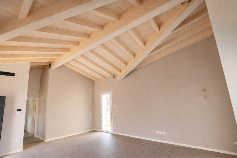 LONGARE. Ci troviamo in quartiere di recente costruzione, tranquillo e riparato dal traffico, nel...