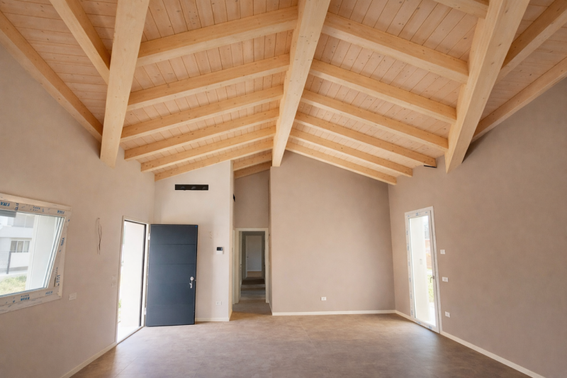 LONGARE. Ci troviamo in quartiere di recente costruzione, tranquillo e riparato dal traffico, nel...