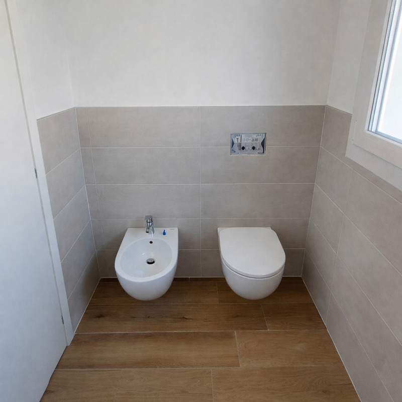 LONGARE. Ci troviamo in quartiere di recente costruzione, tranquillo e riparato dal traffico, nel...