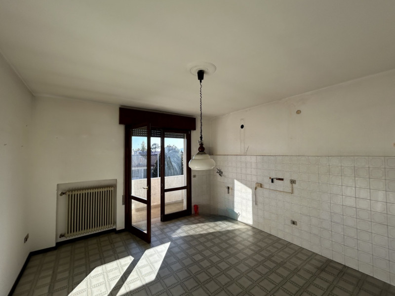 In pieno centro a Mestrino, a pochi passi da tutti i servizi ma lontano dal caos, si trova questo...