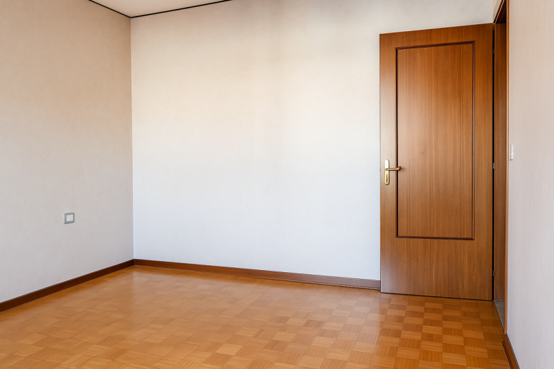 In una posizione tranquilla ma comoda a tutti i servizi, proponiamo in vendita ampio appartamento...