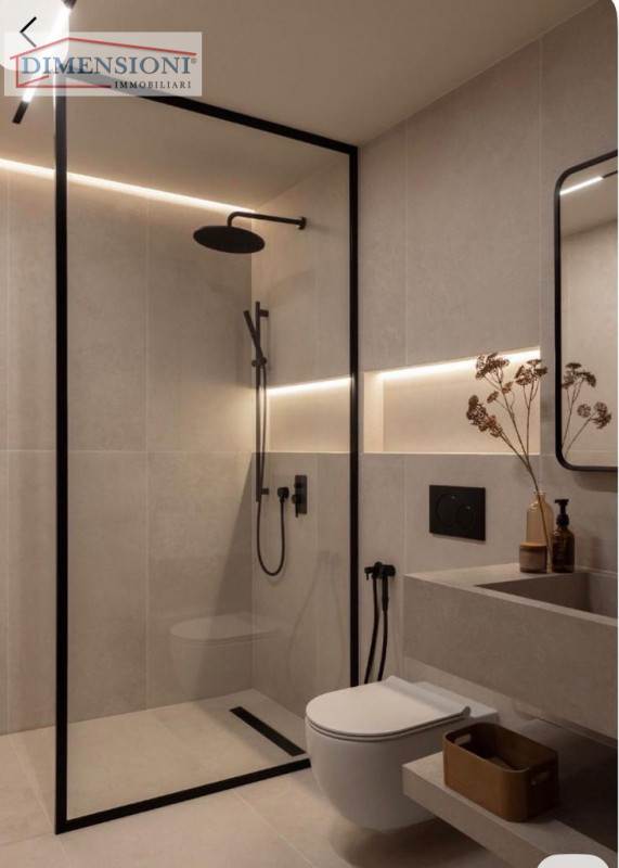 Nel cuore di ABANO TERME, in un contesto residenziale tranquillo e curato, proponiamo elegante ap...