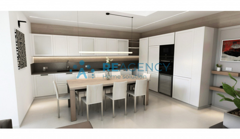 TRISSINO

Siete una famiglia di 4 persone o volete spostarvi dalle colline in centro paese e vole...