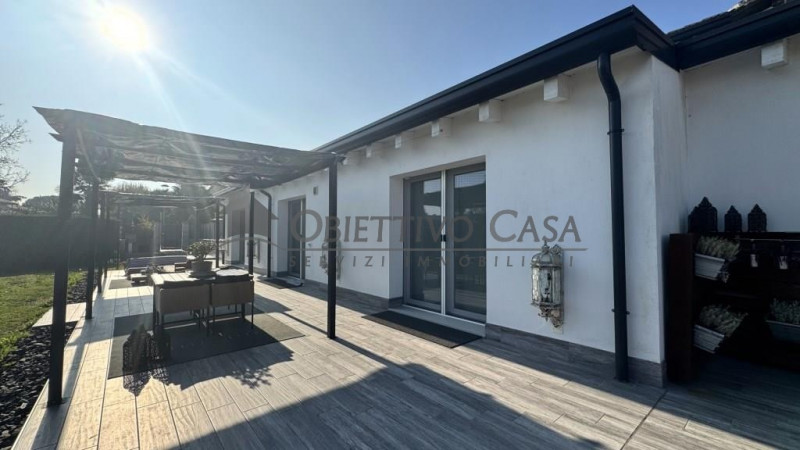 RIf: “AG360”

AGNA – zona centrale

Immaginate di vivere in una casa dove lo spazio non è mai un ...