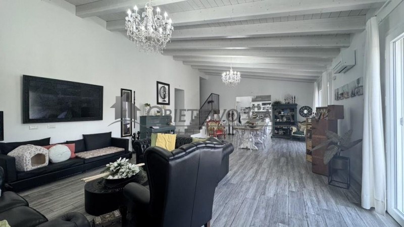 RIf: “AG360”

AGNA – zona centrale

Immaginate di vivere in una casa dove lo spazio non è mai un ...