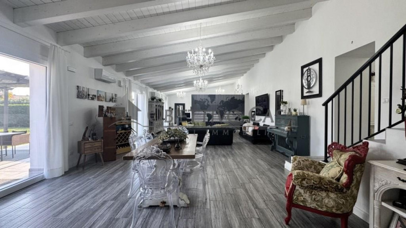 RIf: “AG360”

AGNA – zona centrale

Immaginate di vivere in una casa dove lo spazio non è mai un ...