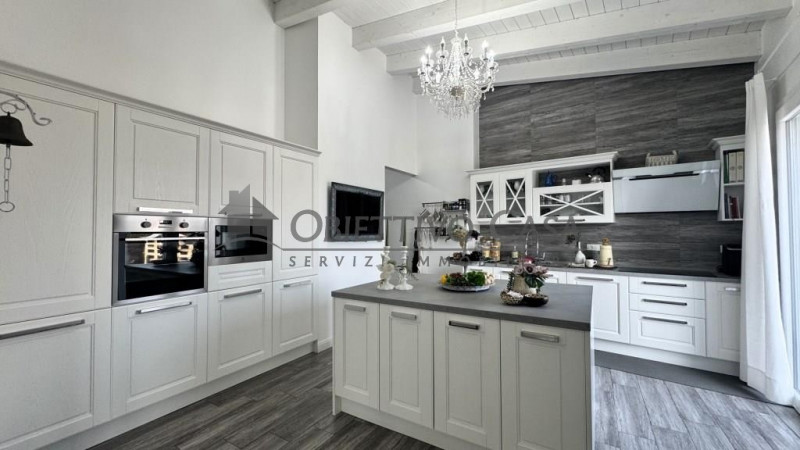 RIf: “AG360”

AGNA – zona centrale

Immaginate di vivere in una casa dove lo spazio non è mai un ...