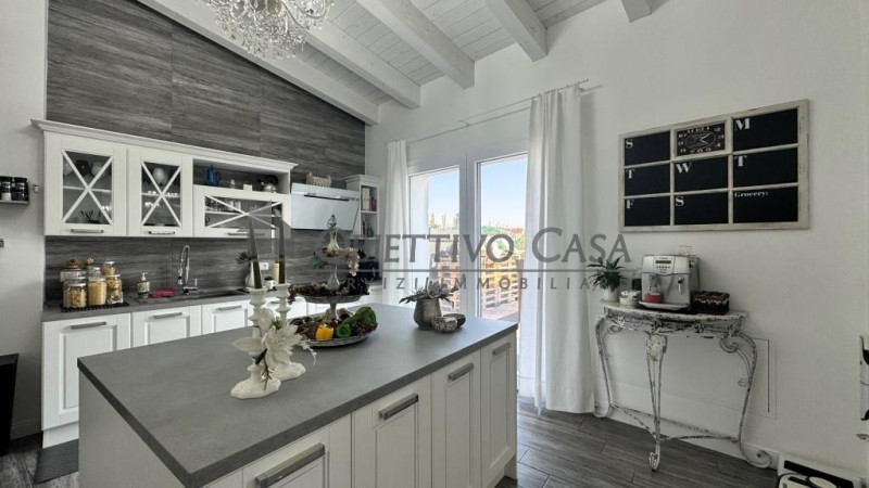 RIf: “AG360”

AGNA – zona centrale

Immaginate di vivere in una casa dove lo spazio non è mai un ...