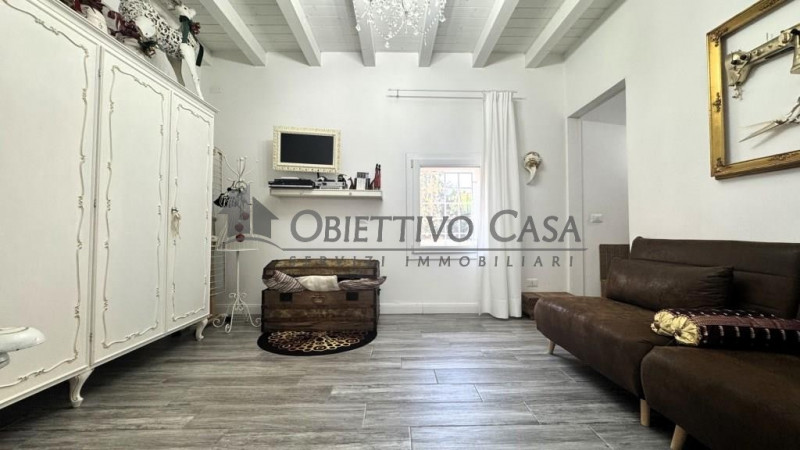 RIf: “AG360”

AGNA – zona centrale

Immaginate di vivere in una casa dove lo spazio non è mai un ...