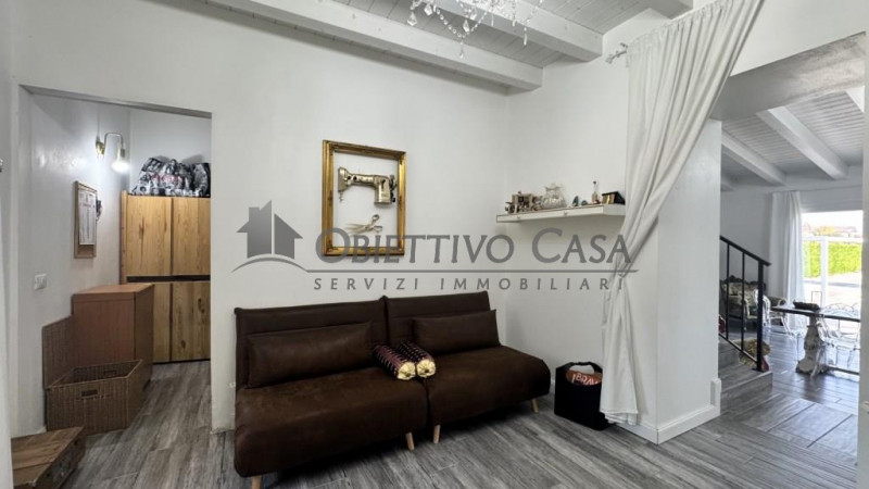 RIf: “AG360”

AGNA – zona centrale

Immaginate di vivere in una casa dove lo spazio non è mai un ...