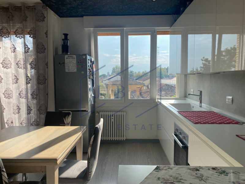 ODERZO -  (TV)
A Oderzo in zona centrale proponiamo in vendita un appartamento al terzo piano com...