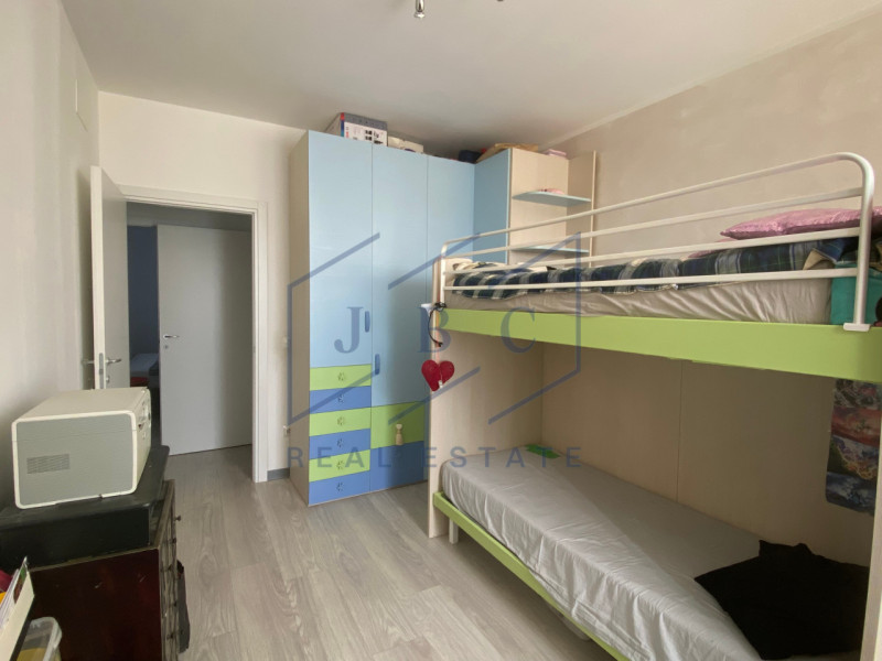 ODERZO -  (TV)
A Oderzo in zona centrale proponiamo in vendita un appartamento al terzo piano com...