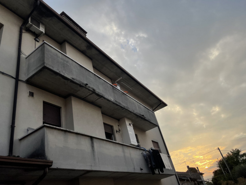 NOSTRA ESCLUSIVA: in centro a Ca' Rainati comodo ai servizi siamo a proporre in vendita un appart...