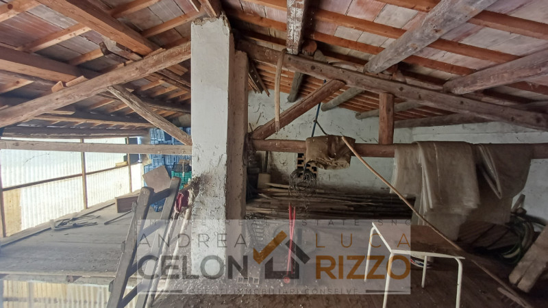 Sogni la tranquillità che solo una casa di campagna ti può dare? Vuoi un oasi di pace dove far gi...