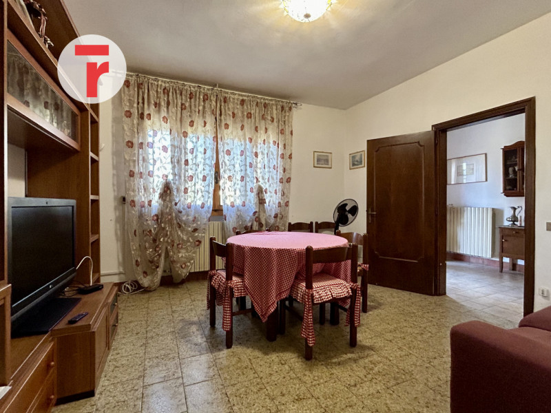 Nella tranquilla zona residenziale di Reschigliano, a pochi passi da tutti i principali servizi —...