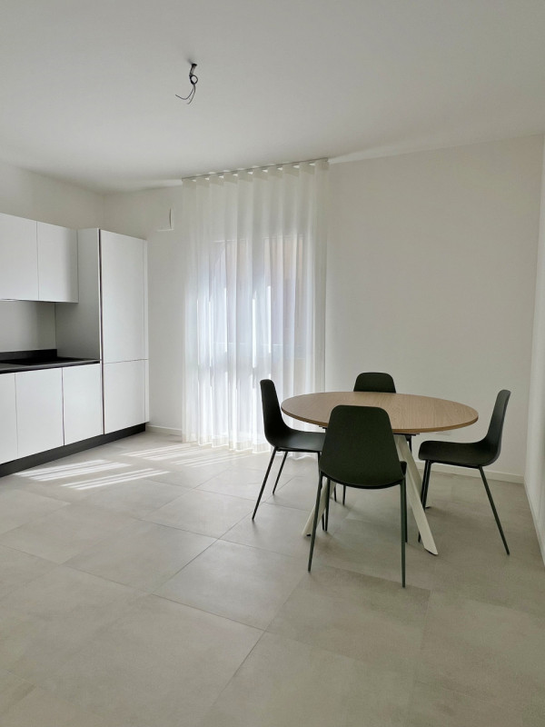 NUOVO BILOCALE ARREDATO AL PIANO SECONDO IN AFFITTO A VICENZA, INTERNO VIALE TRIESTE - RIF. 8250-...