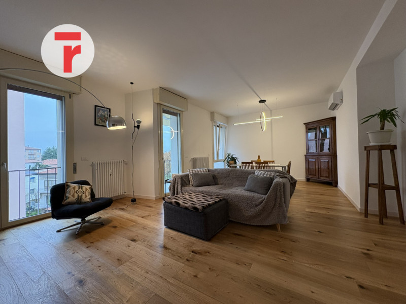 Nel cuore della vivace zona della Santissima Trinità, a pochi passi dalla piazzetta Buonarroti e ...