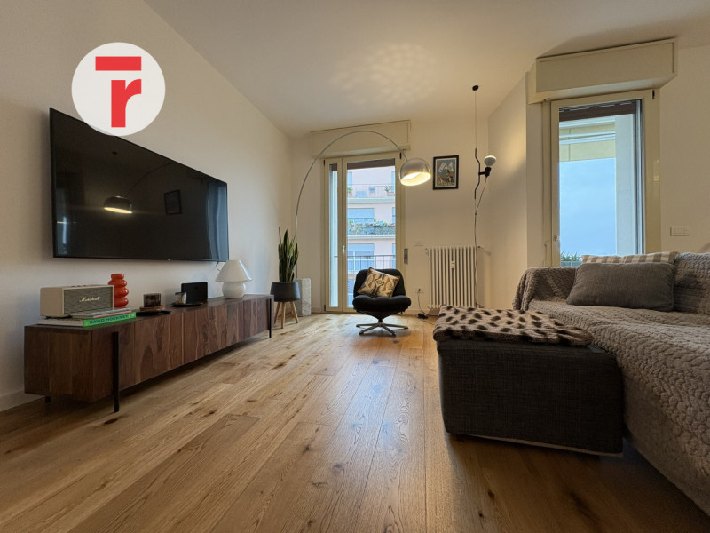 Nel cuore della vivace zona della Santissima Trinità, a pochi passi dalla piazzetta Buonarroti e ...