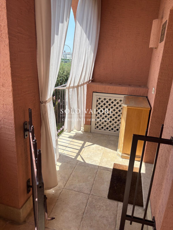 Rif. JC17 (per info 3381655389 Andrea Simionato)

Proponiamo in vendita un raffinato appartamento...