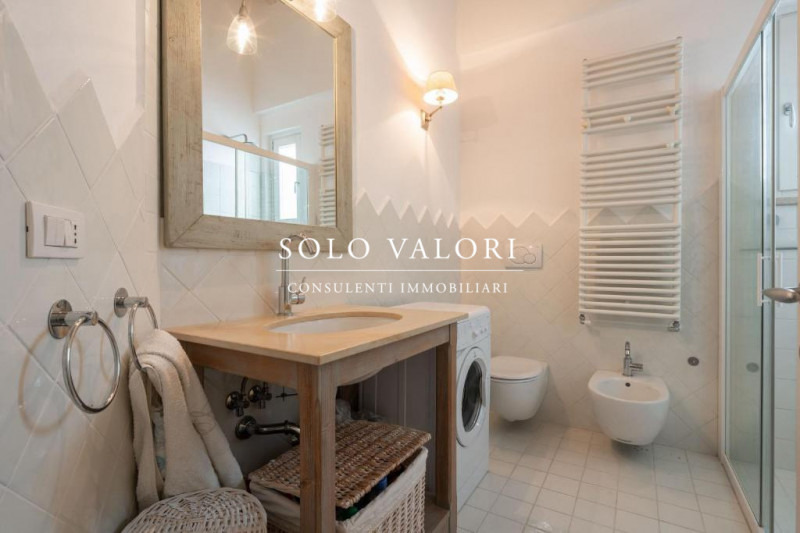 Rif. JC17 (per info 3381655389 Andrea Simionato)

Proponiamo in vendita un raffinato appartamento...