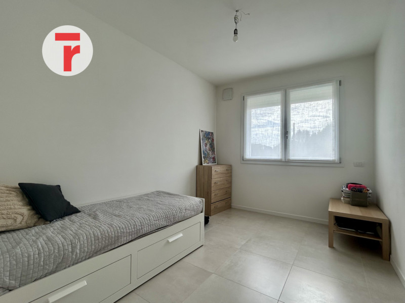 Pontevigodarzere - ad 1 minuto a piedi dal capolinea del tram, in posizione ottima per raggiunger...