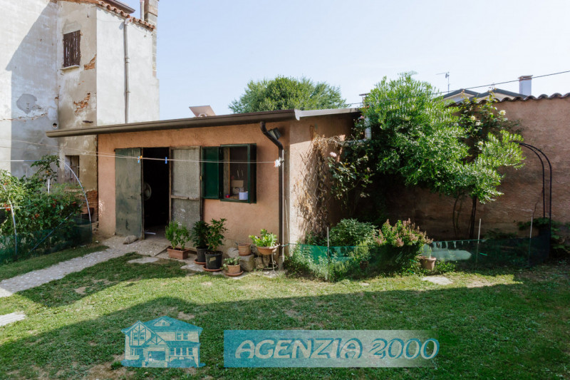 A OLMO DI TRIBANO LA TUA CASA TI ASPETTA !!! GRANDE OPPORTUNITA' DI CASA ACCOSTATA TIPO RUSTICO T...