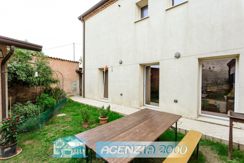 A OLMO DI TRIBANO LA TUA CASA TI ASPETTA !!! GRANDE OPPORTUNITA' DI CASA ACCOSTATA TIPO RUSTICO T...