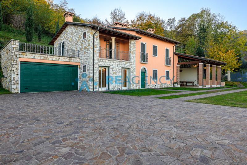 Arzignano - San Zeno 

Siete una famiglia  e state cercando una residenza privata o di rappresent...