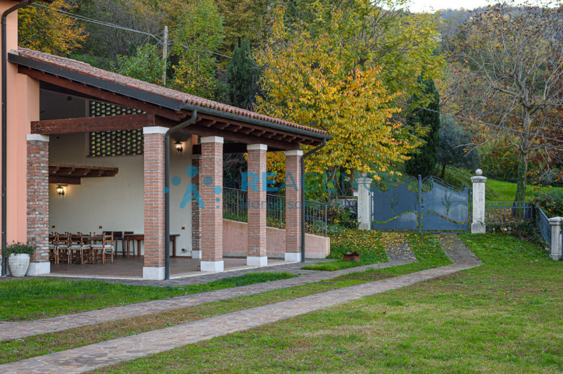 Arzignano - San Zeno 

Siete una famiglia  e state cercando una residenza privata o di rappresent...