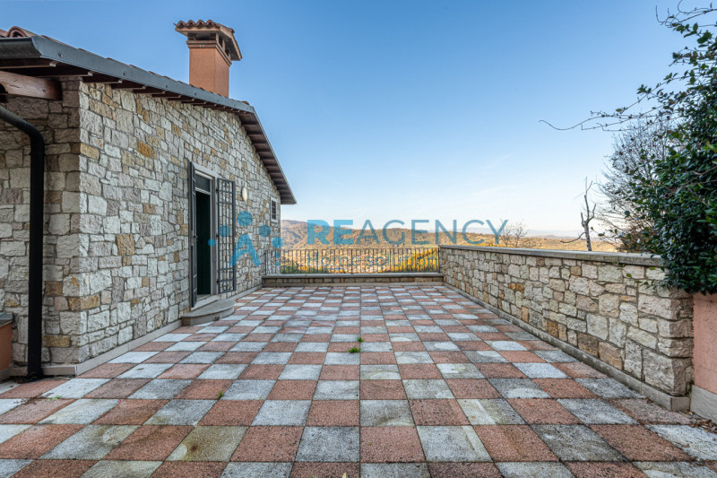 Arzignano - San Zeno 

Siete una famiglia  e state cercando una residenza privata o di rappresent...