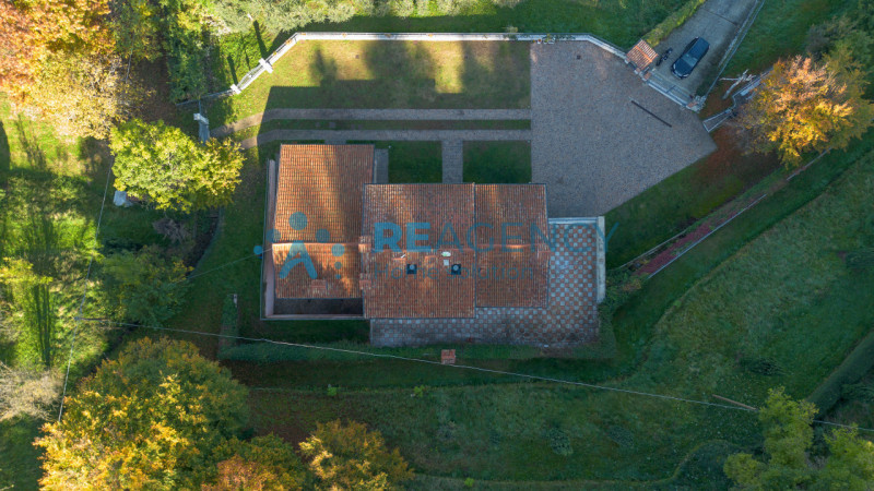 Arzignano - San Zeno 

Siete una famiglia  e state cercando una residenza privata o di rappresent...