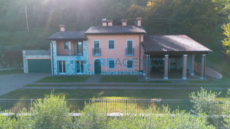 Arzignano - San Zeno 

Siete una famiglia  e state cercando una residenza privata o di rappresent...