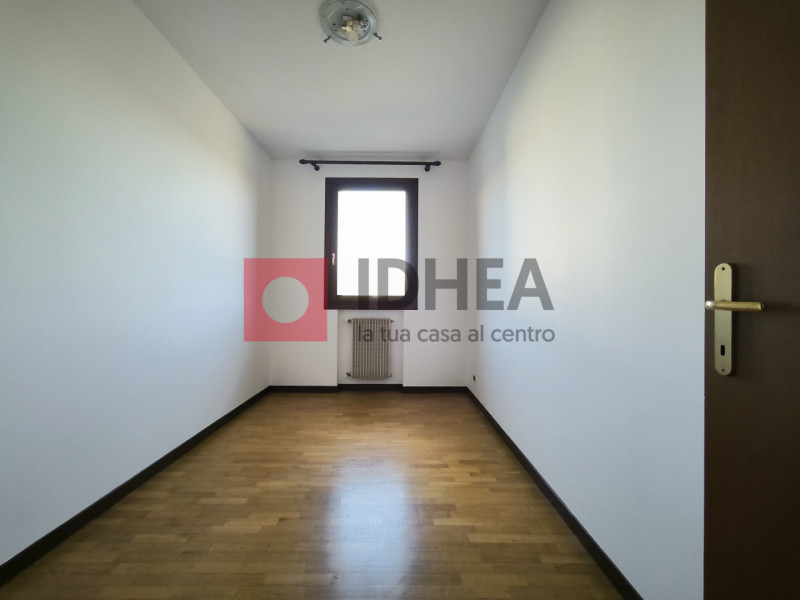 In una tranquilla via cieca di Silea, all'interno di un gradevole contesto residenziale poco dist...