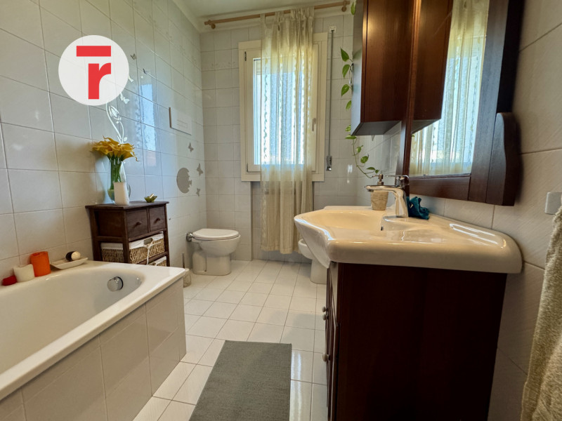 Loreggia Centro - proponiamo splendido appartamento in ottime condizioni, senza lavori da fare, c...