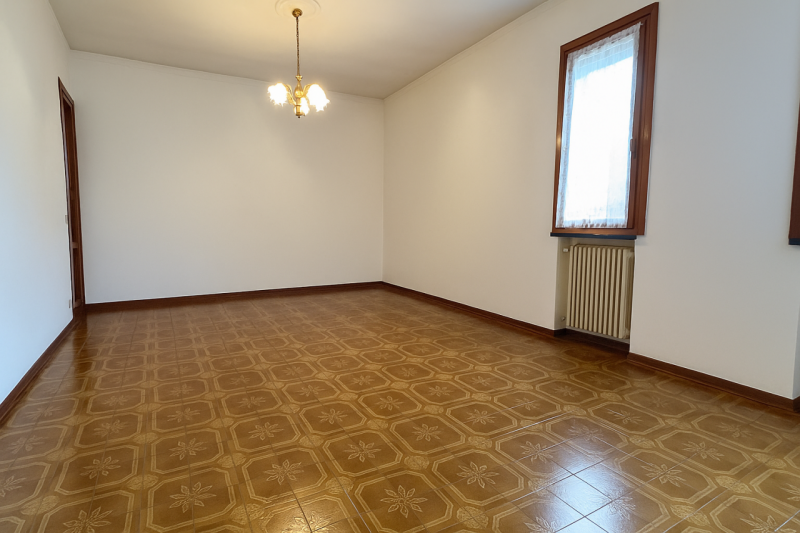 CASELLE DI SELVAZZANO: In posizione tranquilla e riservata, proponiamo in vendita una casa singol...