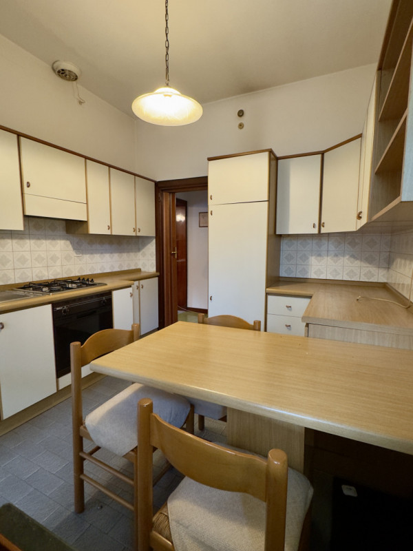 CASELLE DI SELVAZZANO: In posizione tranquilla e riservata, proponiamo in vendita una casa singol...