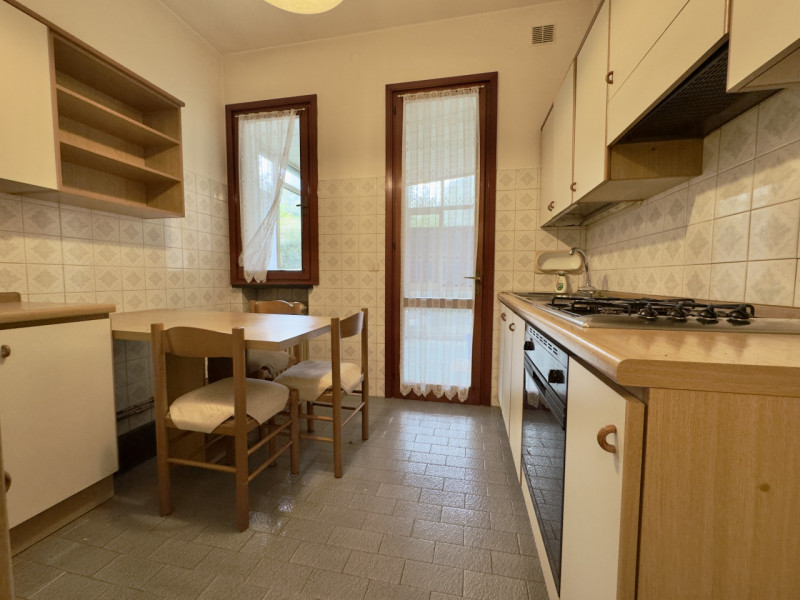 CASELLE DI SELVAZZANO: In posizione tranquilla e riservata, proponiamo in vendita una casa singol...