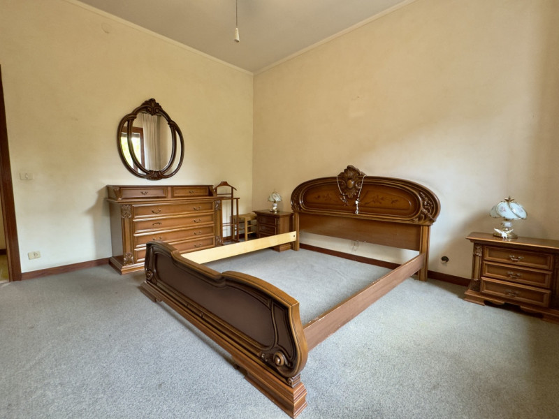 CASELLE DI SELVAZZANO: In posizione tranquilla e riservata, proponiamo in vendita una casa singol...