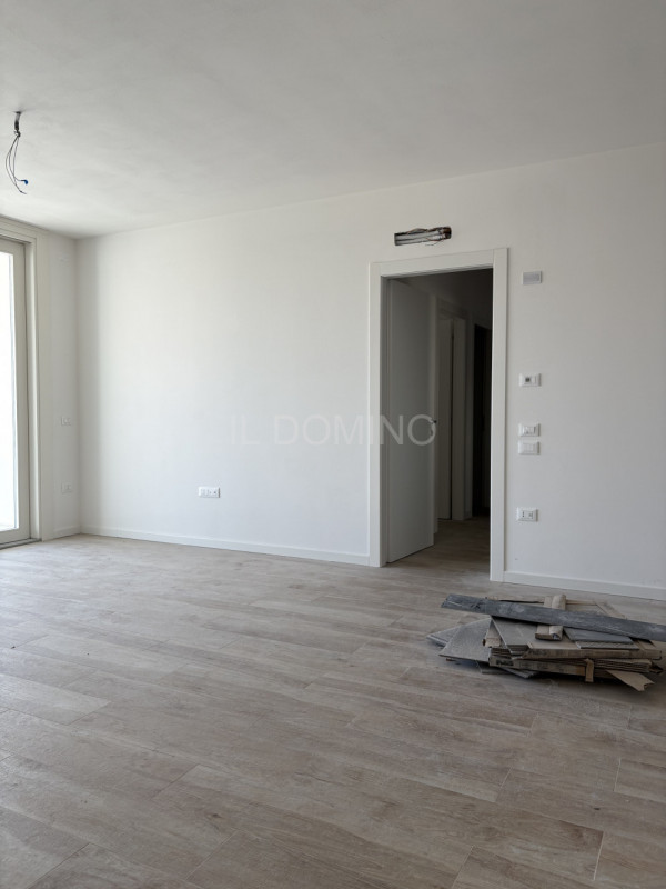 Nuovo appartamento a Caselle di Selvazzano, posto al piano primo di piccola palazzina signorile d...