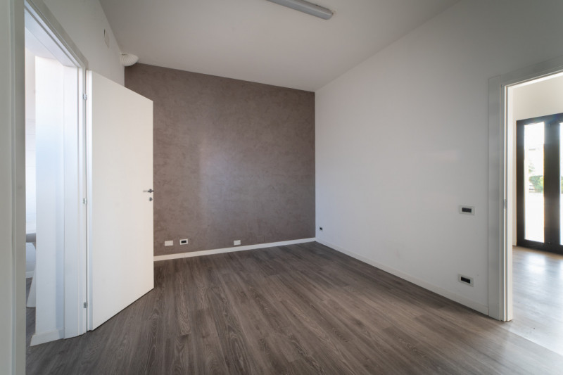 Prozzolo di CAMPONOGARA - In posizione centrale e strategica alle vie di collegamento con Campono...